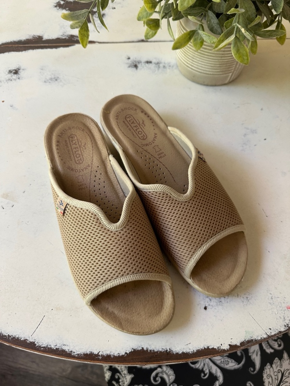 Fly Flot Slides 39